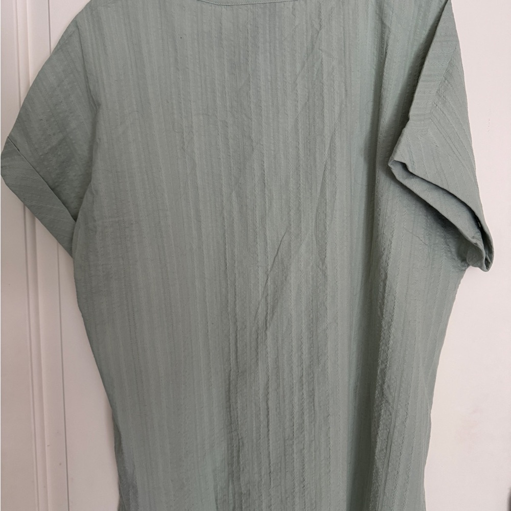 👚Matty M Green Blouse with Cuffed Sleeves and Mandarin Collar - Picture 8 of 8